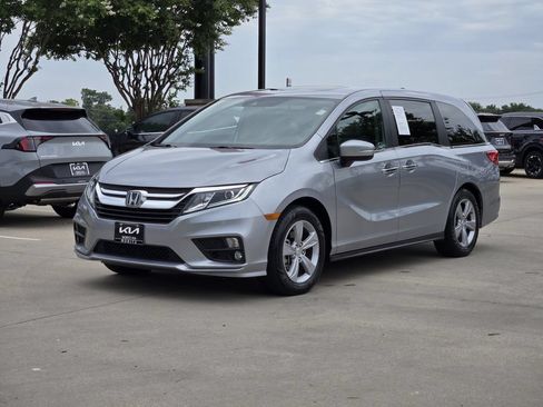 Used 2018 Honda Odyssey EX-L image 2
