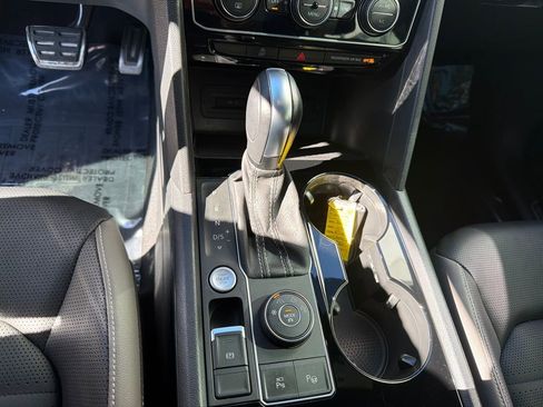 Certified 2023 Volkswagen Atlas Cross Sport SEL Premium R-Line image 28