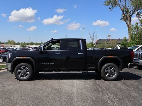 New 2026 GMC Sierra 2500 SLT w/ SLT Convenience Package AWD/4WD image 4