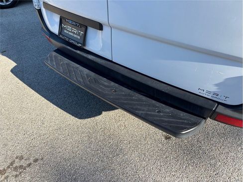 Used 2012 Mercedes-Benz Sprinter 3500 image 13