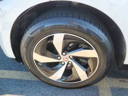 Used 2022 Jaguar F-PACE S image 19