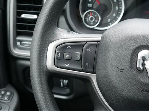 Used 2024 RAM 2500 Tradesman w/ Chrome Appearance Group image 18