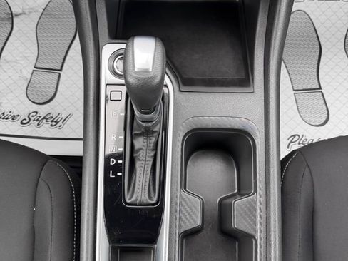 Used 2024 Nissan Sentra SV image 27