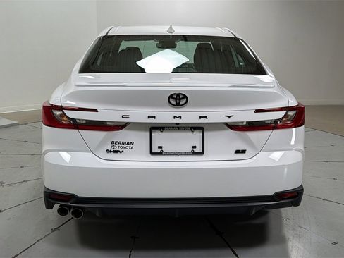 Used 2026 Toyota Camry SE w/ Multimedia Upgrade Package image 4