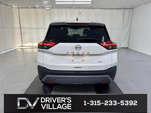 Used 2023 Nissan Rogue S AWD/4WD image 20