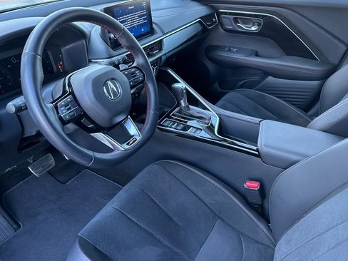 Used 2025 Acura ADX A-Spec image 11