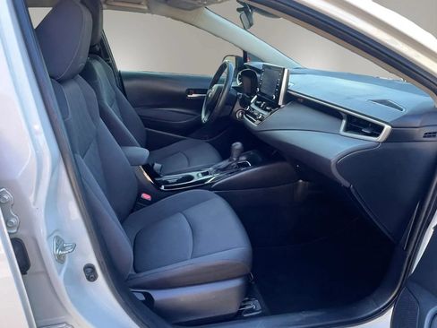 Used 2020 Toyota Corolla LE FWD image 32