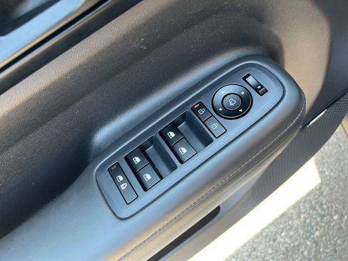 Used 2025 Hyundai Santa Fe Calligraphy AWD/4WD image 11