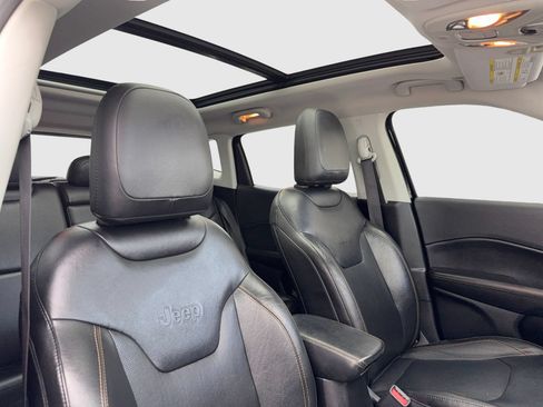Used 2019 Jeep Compass Limited AWD/4WD image 40