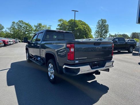 Used 2020 Chevrolet Silverado 2500 LTZ w/ LTZ Plus Package AWD/4WD image 7