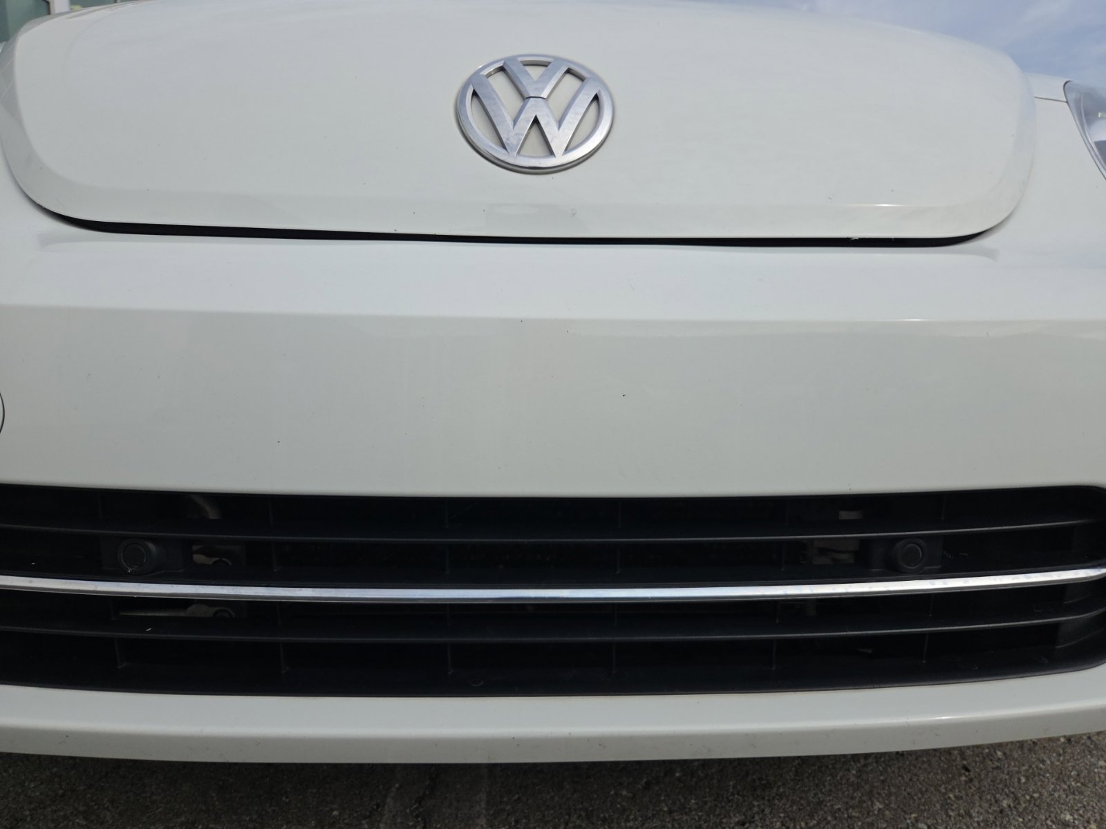 Used 2019 Volkswagen Beetle 2.0T SE FWD image 15