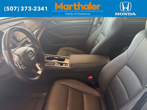 Used 2022 Honda Accord Sport image 11