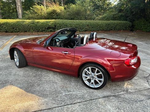 Used 2013 MAZDA MX-5 Miata Grand Touring RWD image 12