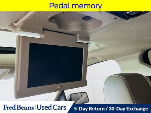 Used 2016 Chevrolet Suburban LTZ AWD/4WD image 34