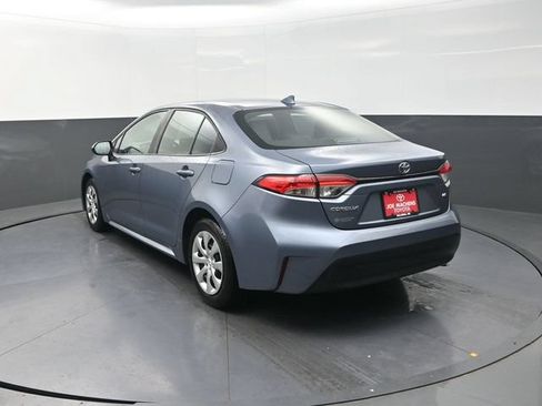 Used 2024 Toyota Corolla LE FWD image 6