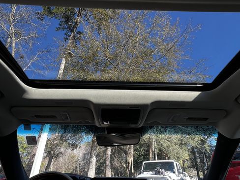 Certified 2021 Lexus ES 300h Ultra Luxury w/ Accessory Package 2 image 36