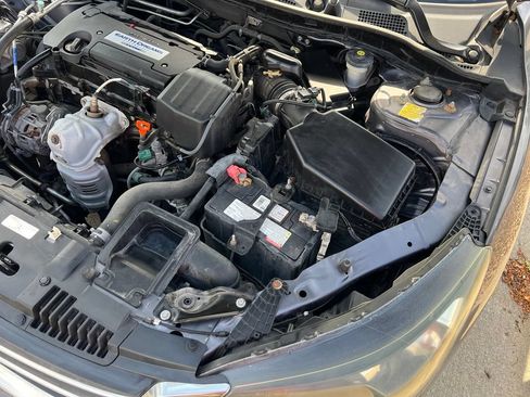 Used 2015 Honda Accord LX image 38
