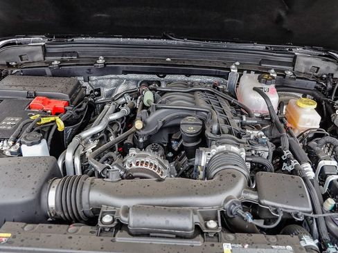 New 2025 Jeep Wrangler Unlimited Rubicon image 32