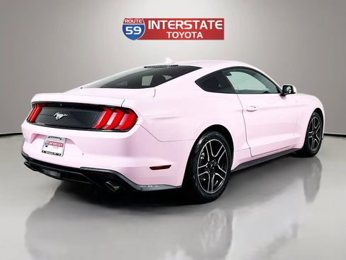 Used 2022 Ford Mustang Premium RWD image 7