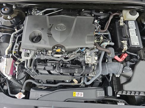 Used 2024 Toyota Camry SE image 35