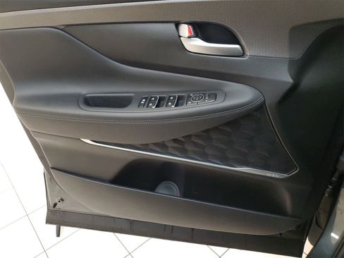 Used 2019 Hyundai Santa Fe Limited image 16