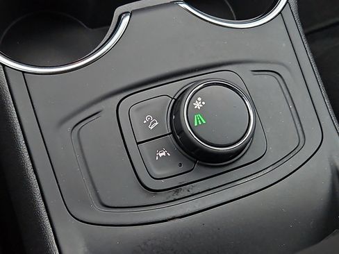 Certified 2024 GMC Terrain SLE image 24