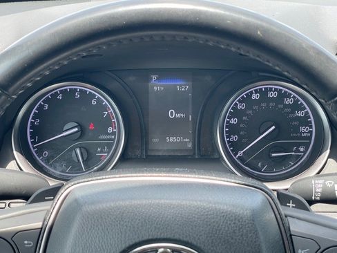 Used 2023 Toyota Camry SE image 17