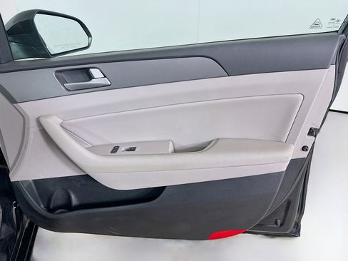 Used 2015 Hyundai Sonata SE w/ Option Group 09 image 30