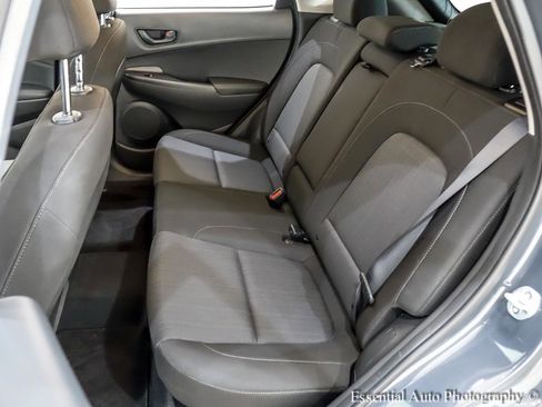Used 2023 Hyundai Kona SEL AWD/4WD image 16