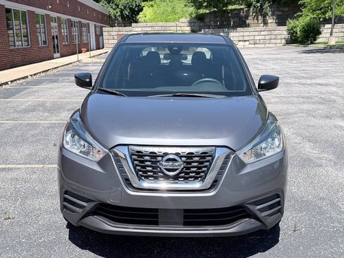 Used 2020 Nissan Kicks S FWD image 5