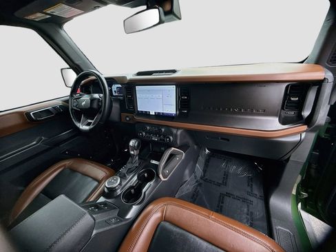 Used 2024 Ford Bronco Outer Banks image 28
