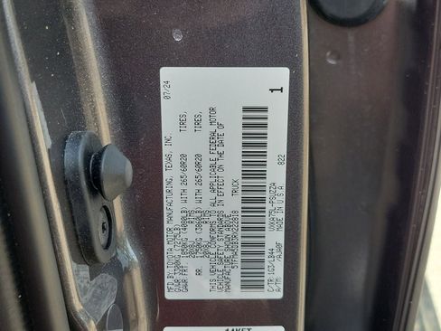 Used 2024 Toyota Tundra 1794 Edition AWD/4WD image 32