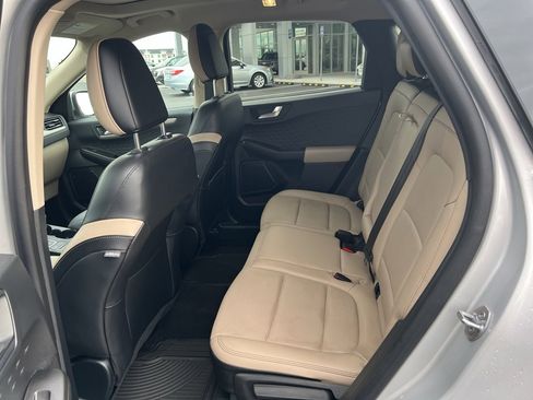 Used 2020 Ford Escape SEL image 23