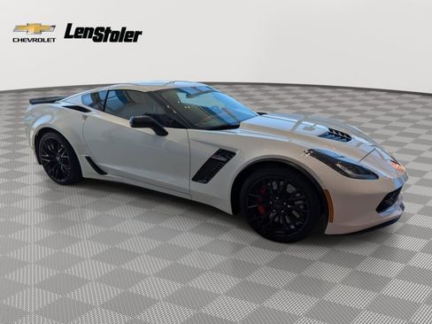 Used 2016 Chevrolet Corvette Z06 w/ 2LZ Preferred Equipment Group RWD image 5