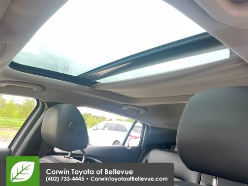 Used 2017 INFINITI QX30 Premium w/ Navigation Package AWD/4WD image 25