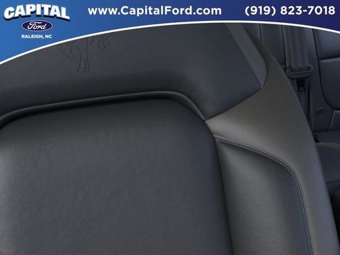 New 2025 Ford Bronco Outer Banks w/ Sasquatch Package image 18