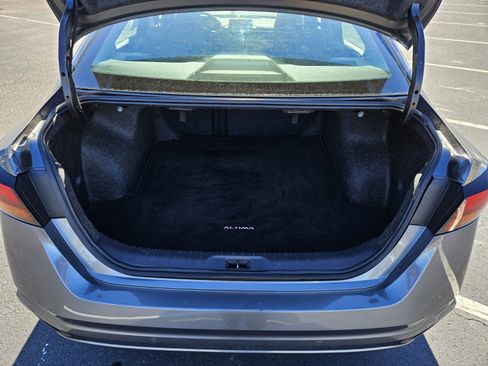 Used 2023 Nissan Altima 2.5 SV image 18