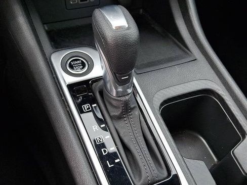 Certified 2023 Nissan Sentra SV FWD image 16