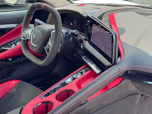 Used 2026 Chevrolet Corvette Stingray Preferred Conv w/ Z51 Performance Package RWD image 5