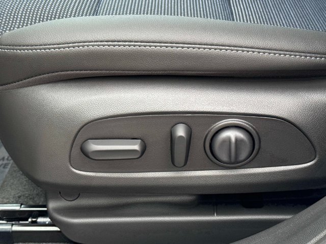 New 2026 Buick Envista Sport Touring w/ Convenience I Package FWD image 17