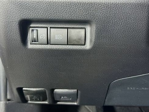 Certified 2025 Toyota RAV4 LE image 10