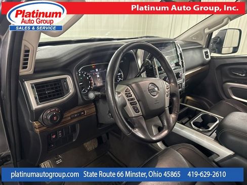 Used 2021 Nissan Titan SL w/ Moonroof Package image 13
