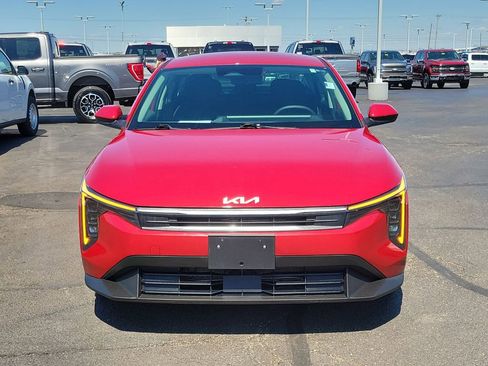 Used 2025 Kia K4 FWD image 2