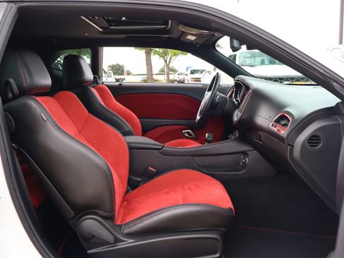 Used 2022 Dodge Challenger R/T w/ Plus Package RWD image 29