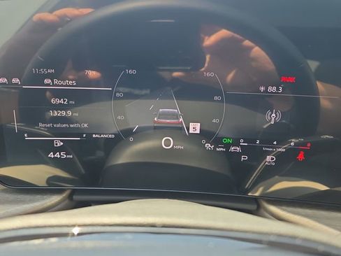 Used 2025 Audi Q5 Premium w/ Convenience Package AWD/4WD image 22