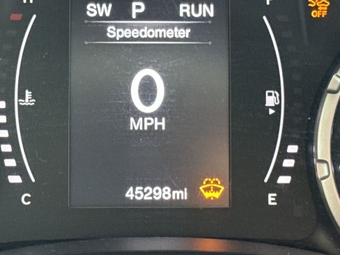 Used 2023 Jeep Renegade Latitude w/ Premium Group image 20