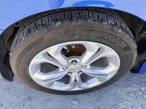 Used 2017 Honda Civic EX-T image 11