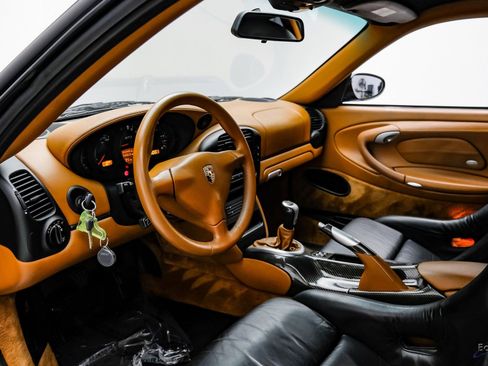 Used 2004 Porsche 911 GT3 RWD image 34
