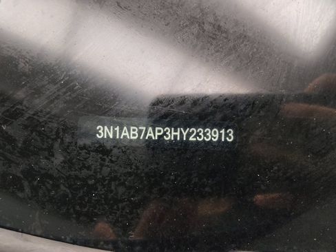 Used 2017 Nissan Sentra S FWD image 33