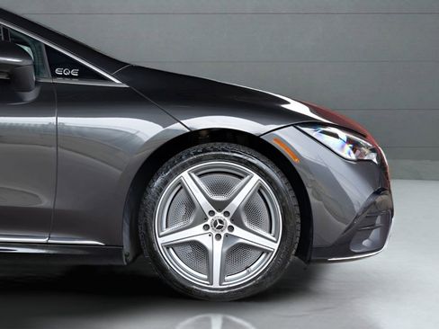 Used 2023 Mercedes-Benz EQE 350+ 4MATIC Sedan image 10